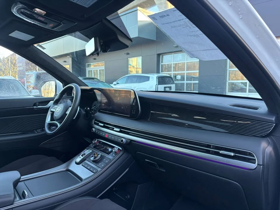 2025 Hyundai Palisade - Image 14 of 19