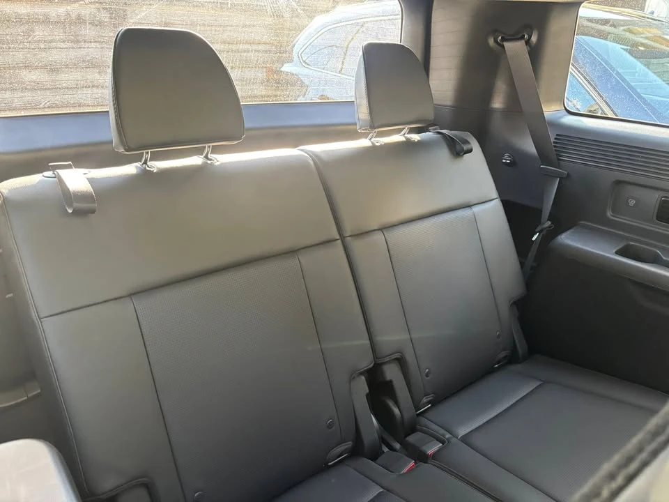 2025 Hyundai Santa Fe - Image 4 of 19