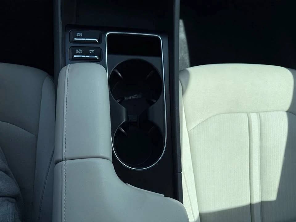 2025 Hyundai Sonata - Image 19 of 20