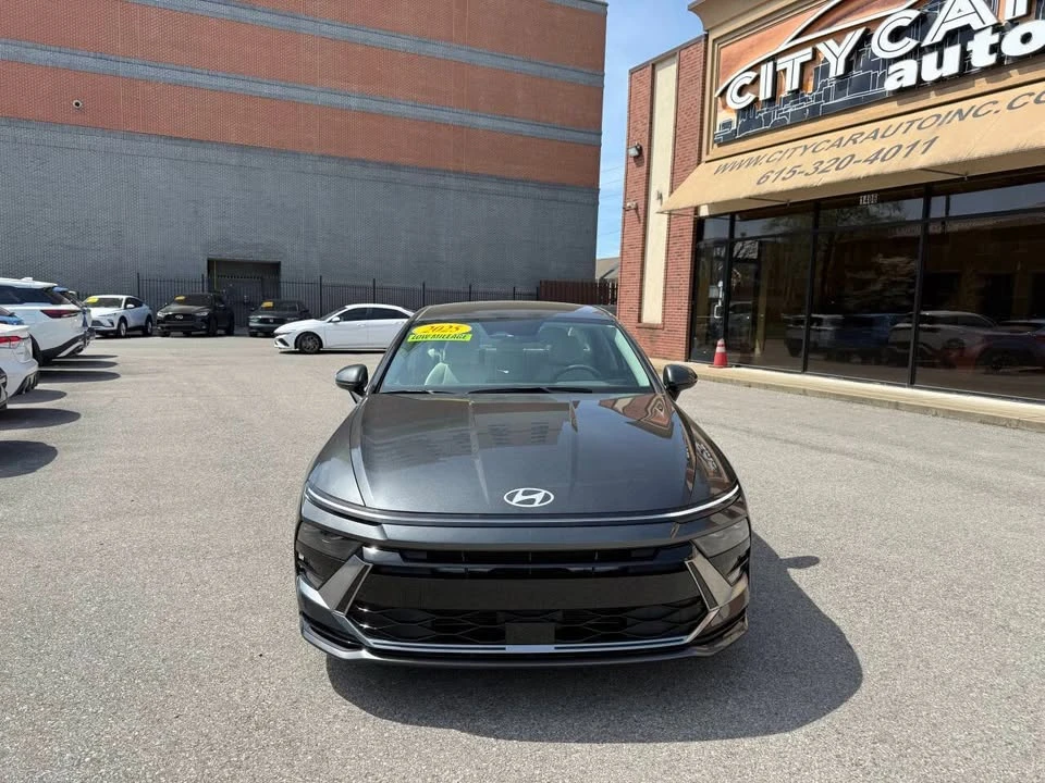 2025 Hyundai Sonata - Image 2 of 20
