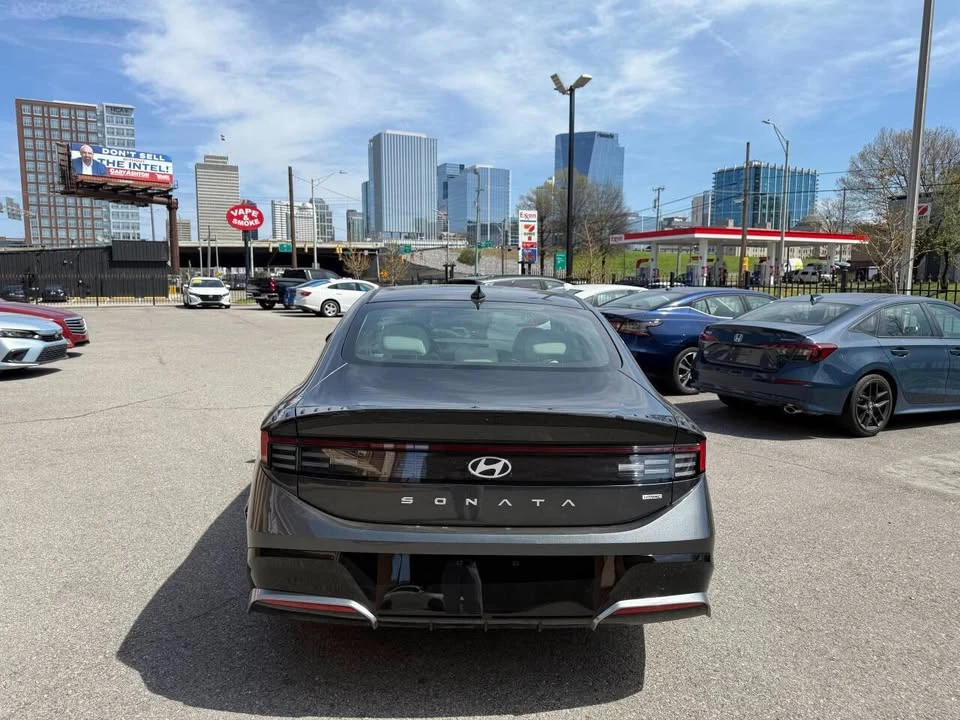 2025 Hyundai Sonata - Image 6 of 20