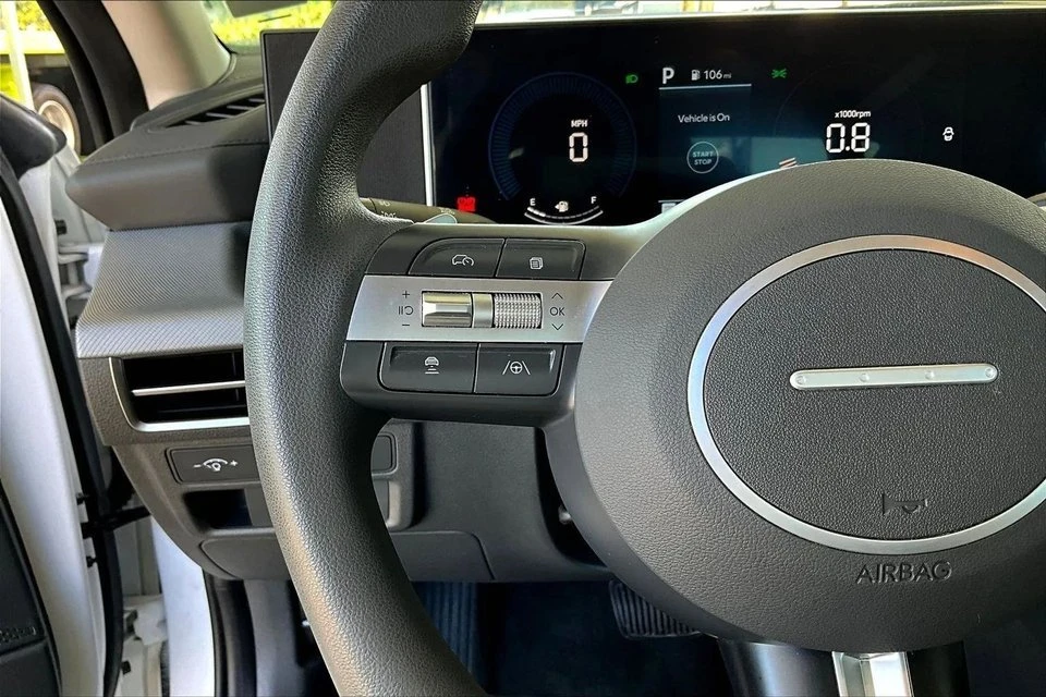 2025 Hyundai Sonata - Image 10 of 20