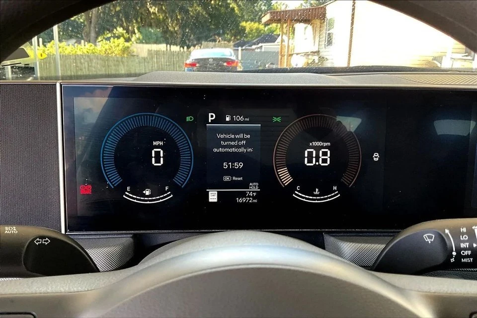 2025 Hyundai Sonata - Image 12 of 20