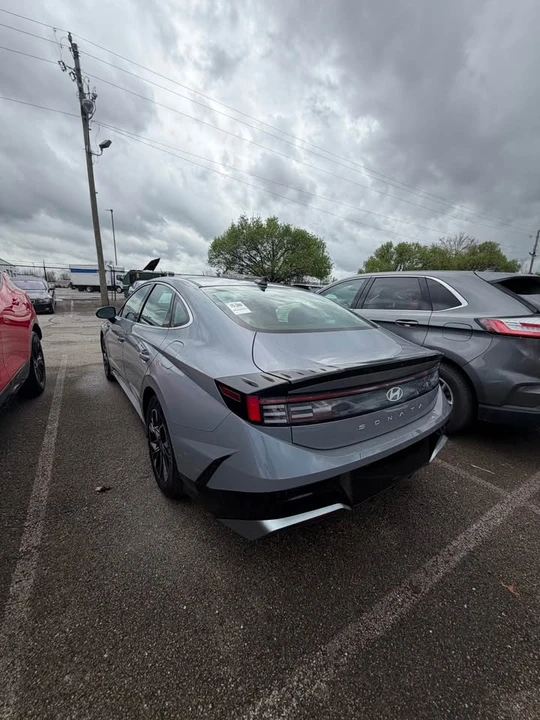 2025 Hyundai Sonata - Image 8 of 8