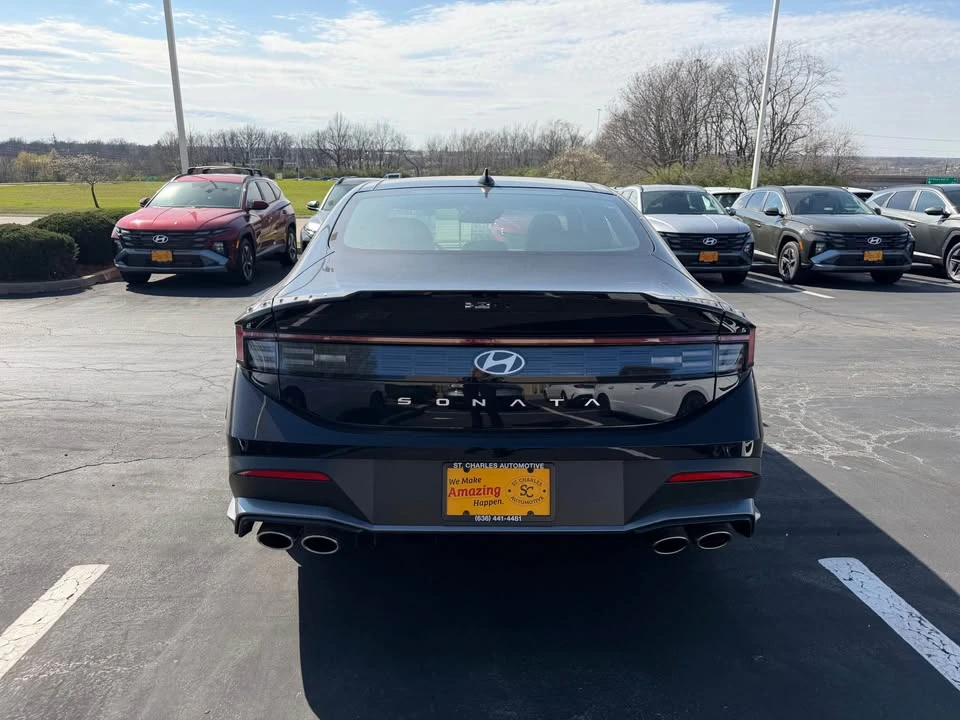 2025 Hyundai Sonata - Image 4 of 11