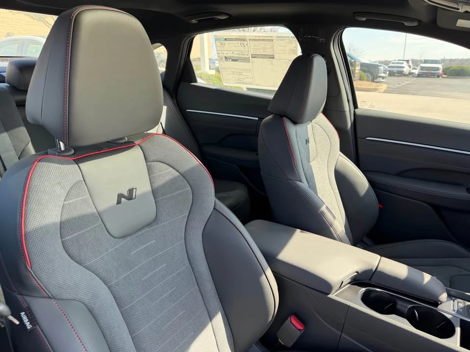 2025 Hyundai Sonata - Image 7 of 11