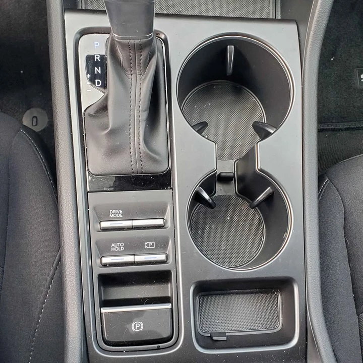 2025 Hyundai Sonata - Image 4 of 9
