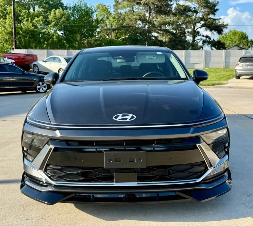 2025 Hyundai Sonata - Image 3 of 12
