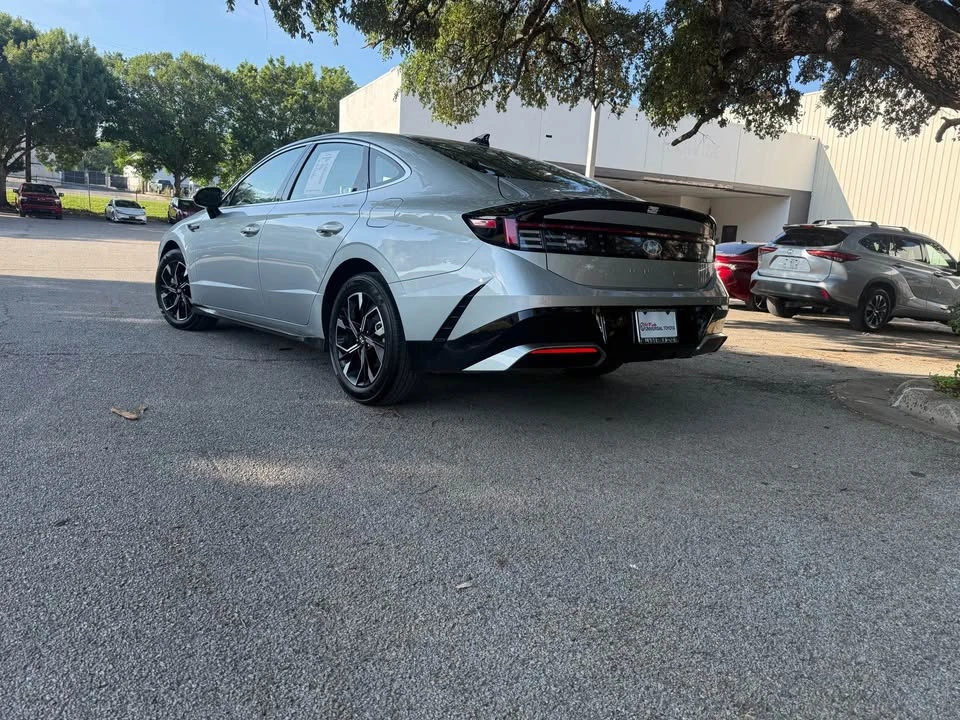2025 Hyundai Sonata - Image 3 of 13