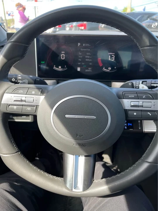 2025 Hyundai Sonata - Image 8 of 10