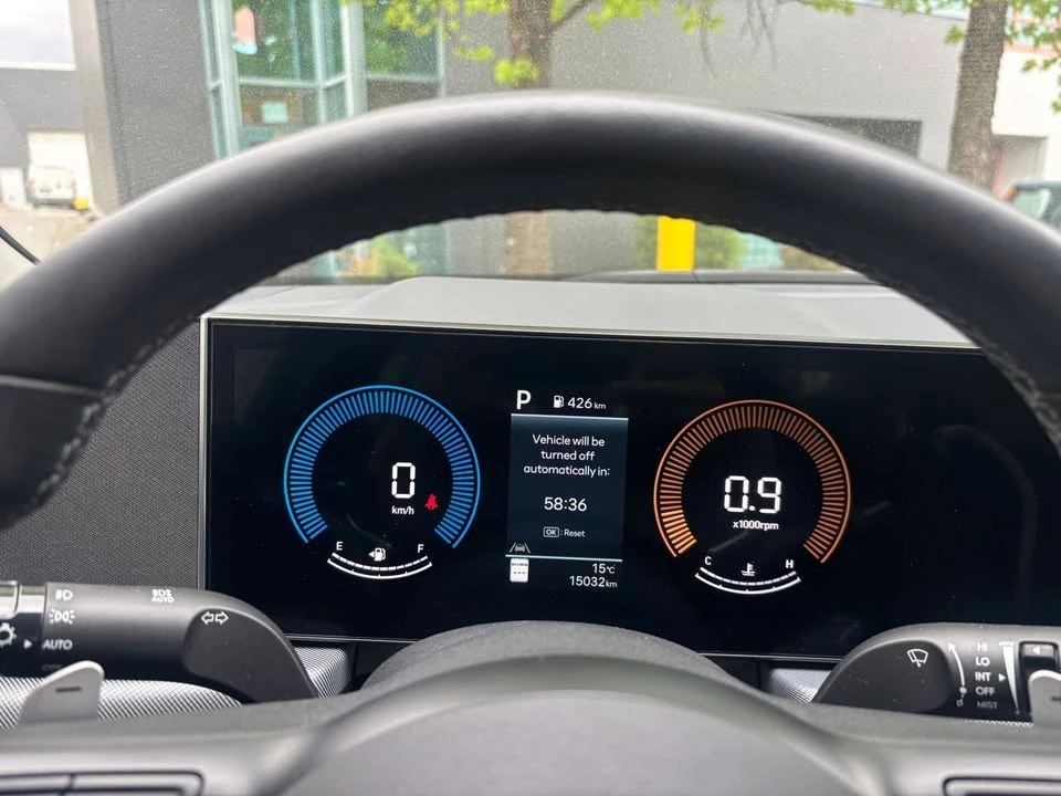 2025 Hyundai Sonata - Image 8 of 14