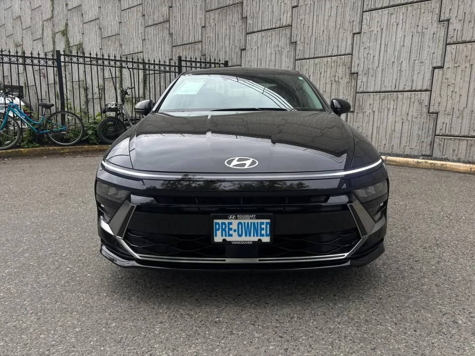 2025 Hyundai Sonata - Image 2 of 14