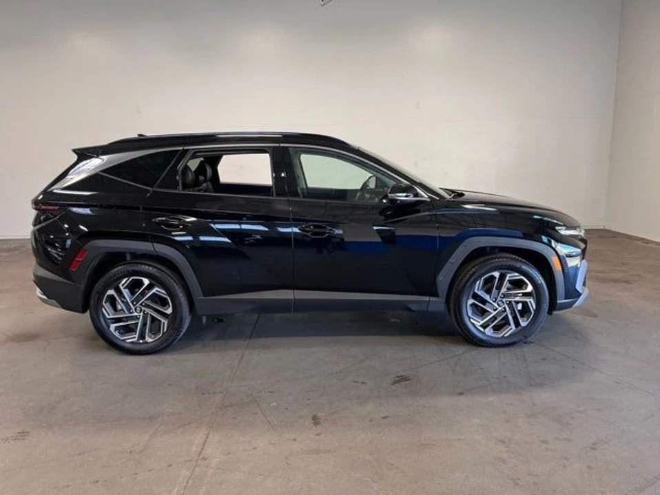2025 Hyundai Tucson - Image 9 of 20