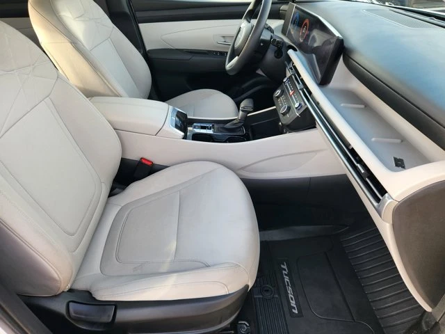2025 Hyundai Tucson - Image 13 of 20