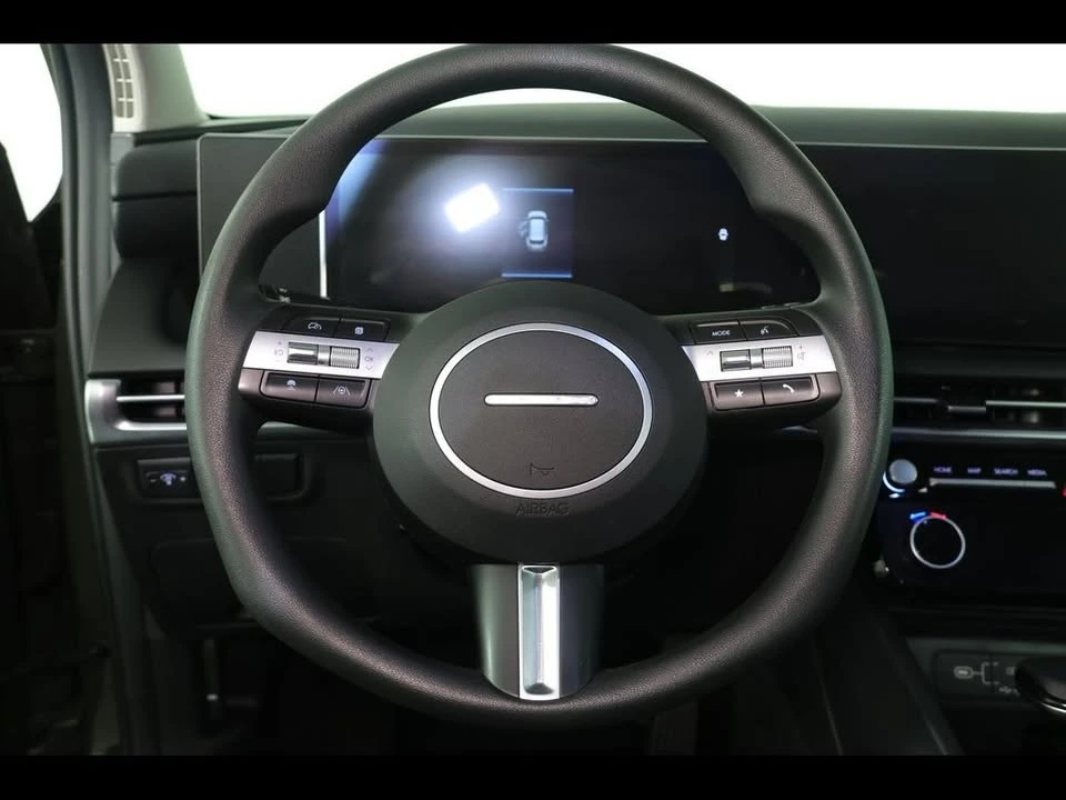 2025 Hyundai Tucson - Image 13 of 20