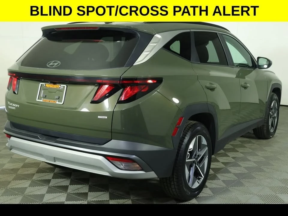 2025 Hyundai Tucson - Image 10 of 20