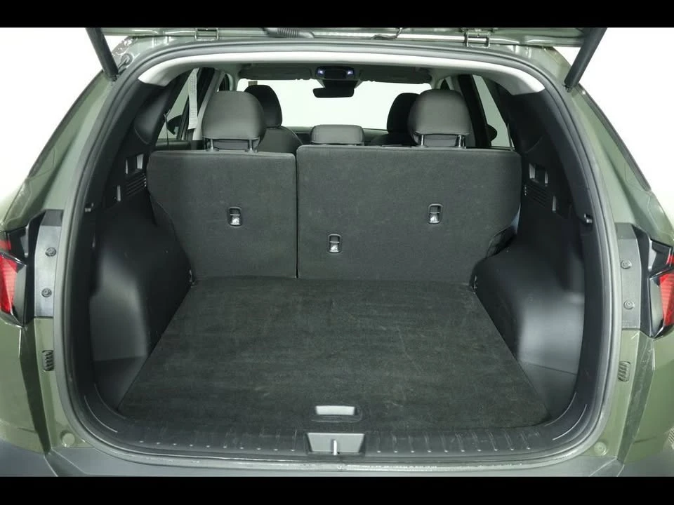 2025 Hyundai Tucson - Image 12 of 20