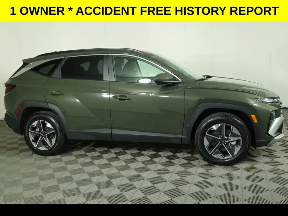 2025 Hyundai Tucson - Image 2 of 20