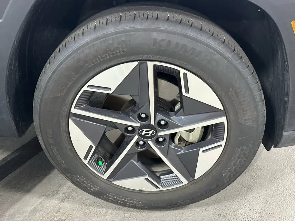 2025 Hyundai Tucson - Image 16 of 20