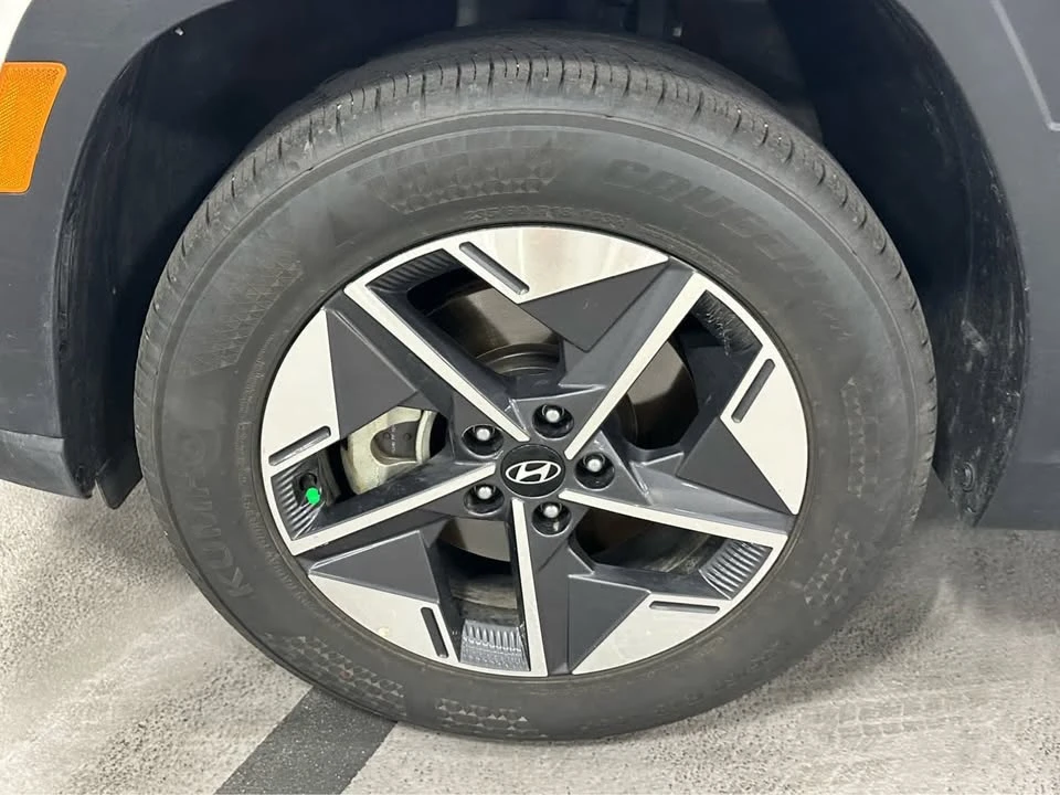 2025 Hyundai Tucson - Image 13 of 20