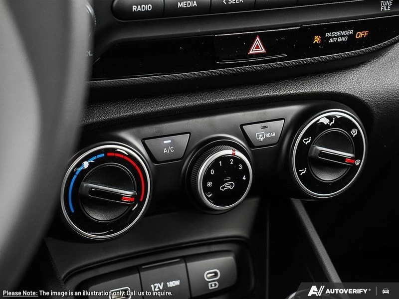 2025 Hyundai Venue - Image 18 of 20