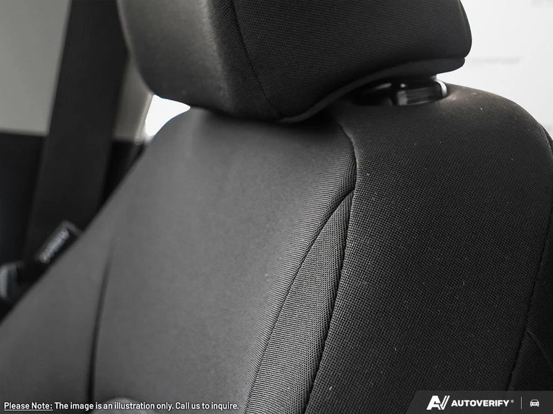 2025 Hyundai Venue - Image 15 of 20