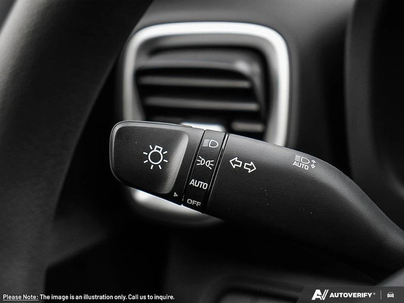 2025 Hyundai Venue - Image 19 of 20