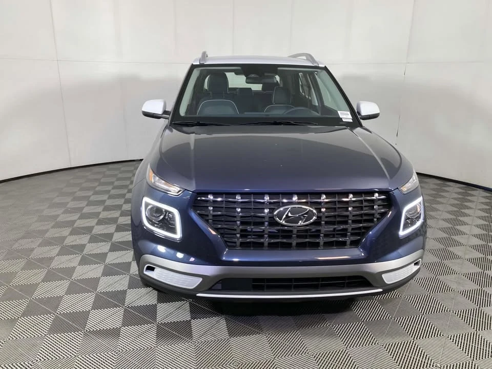 2025 Hyundai Venue - Image 3 of 20
