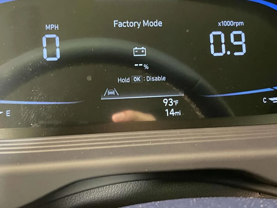2025 Hyundai Venue - Image 16 of 20