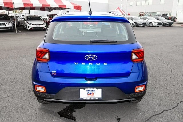 2025 Hyundai Venue - Image 4 of 20