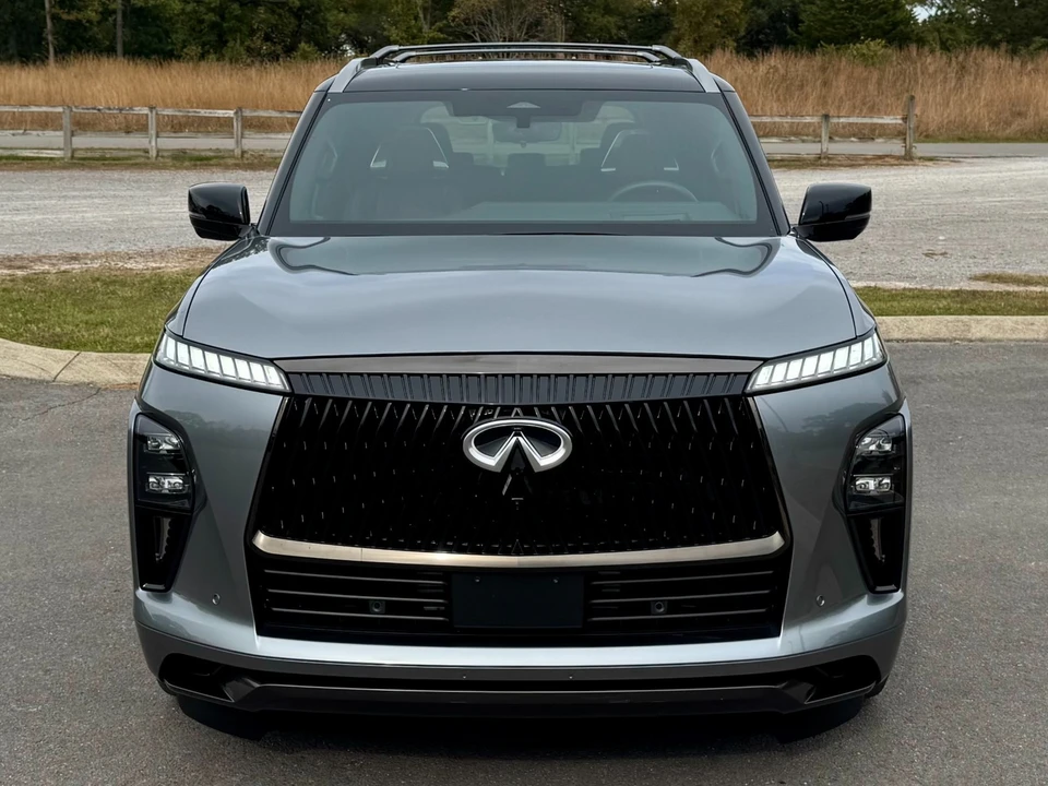 2025 Infiniti QX80 - Image 5 of 12