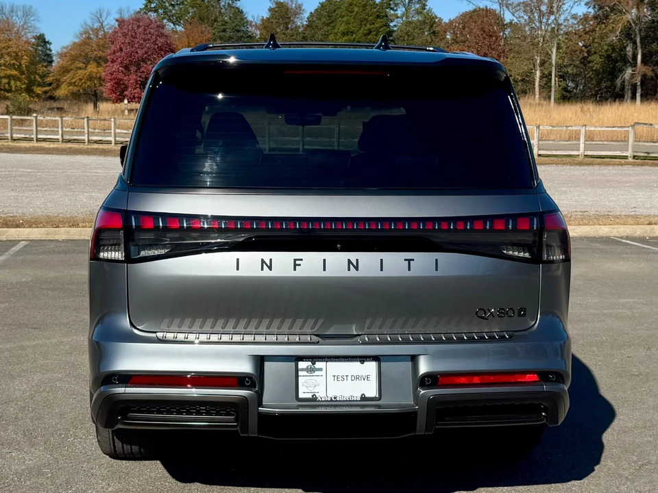2025 Infiniti QX80 - Image 6 of 12