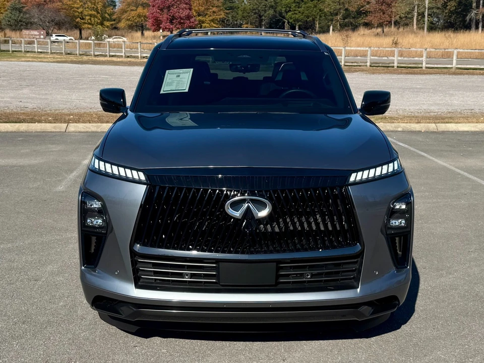 2025 Infiniti QX80 - Image 5 of 12