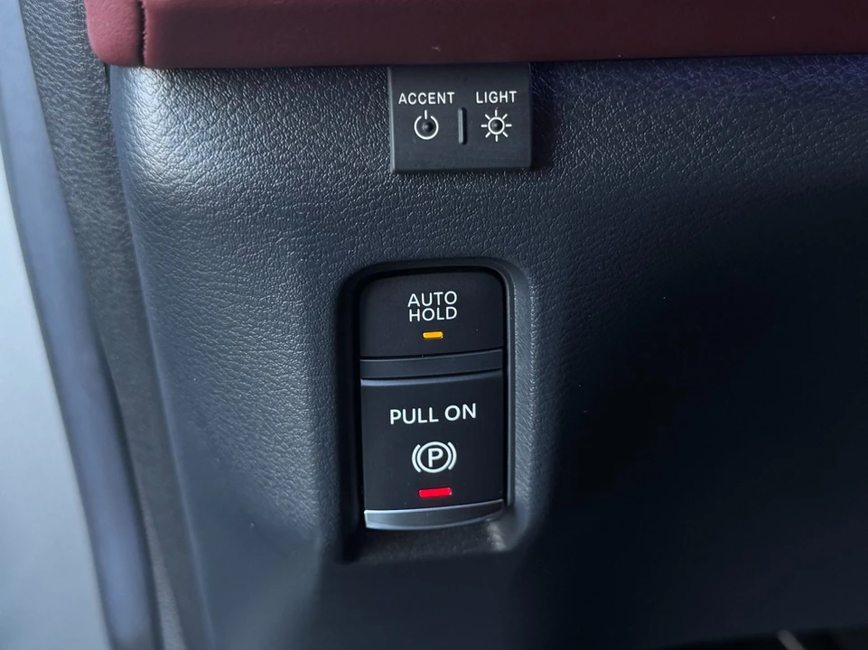 2025 Infiniti QX80 - Image 19 of 21