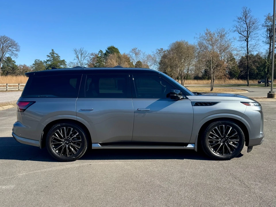 2025 Infiniti QX80 - Image 7 of 12