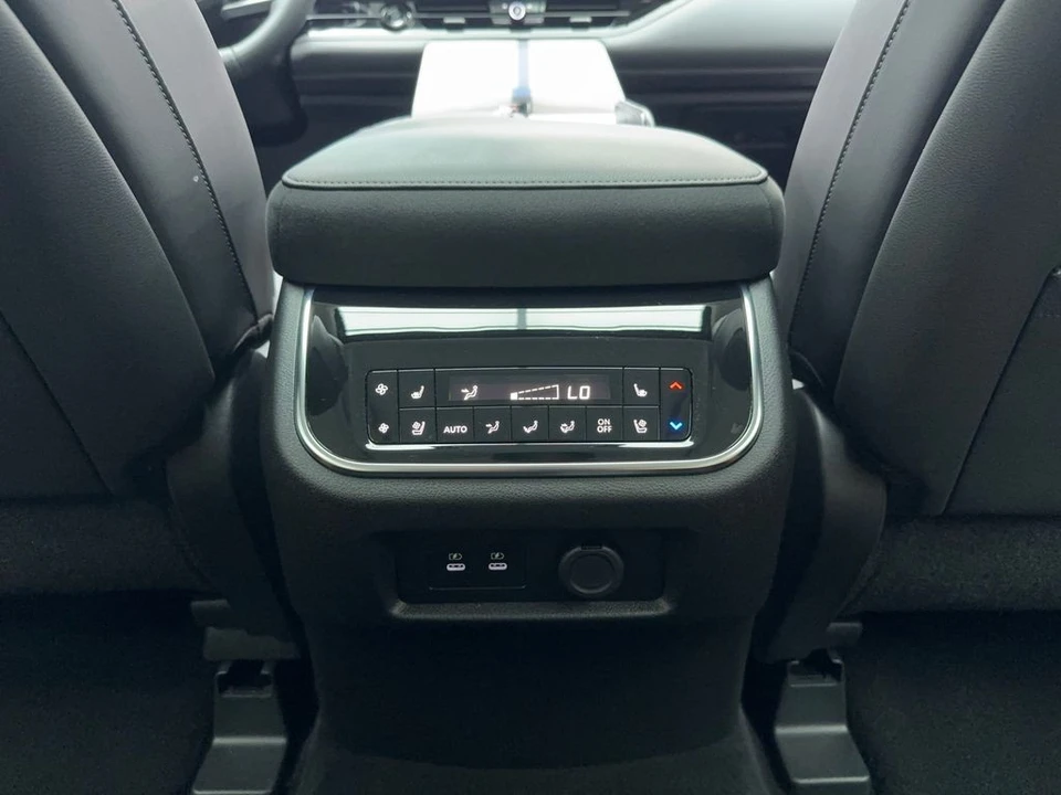2025 Infiniti QX80 - Image 21 of 21