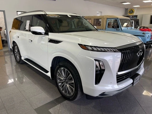 2025 Infiniti QX80 - Image 6 of 12