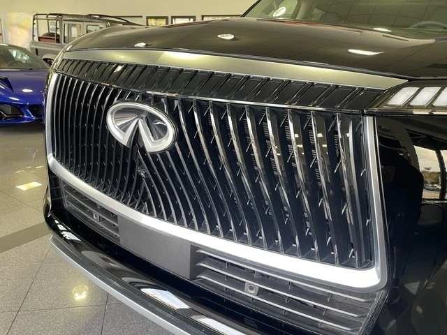 2025 Infiniti QX80 - Image 11 of 12