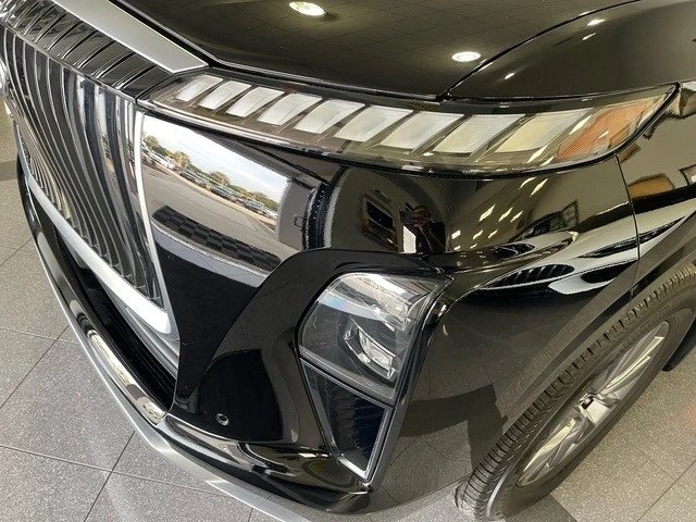 2025 Infiniti QX80 - Image 10 of 12