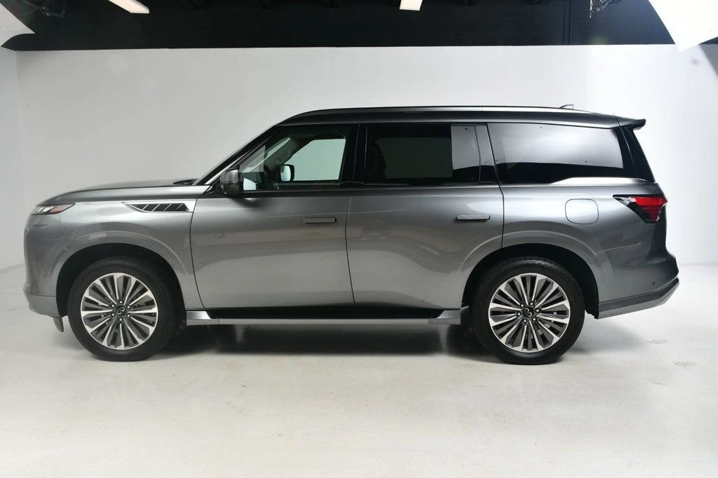 2025 Infiniti QX80 - Image 3 of 12