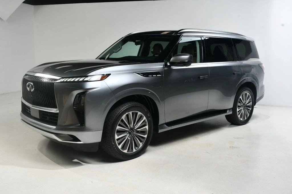 2025 Infiniti QX80 - Image 2 of 12