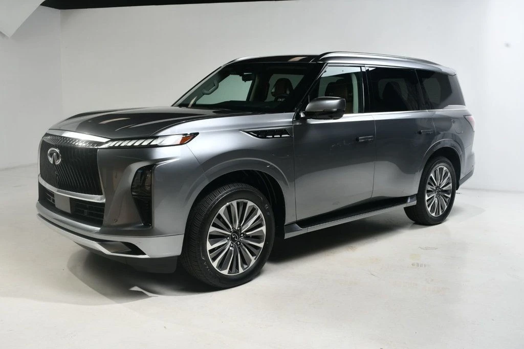 2025 Infiniti QX80 - Image 2 of 12