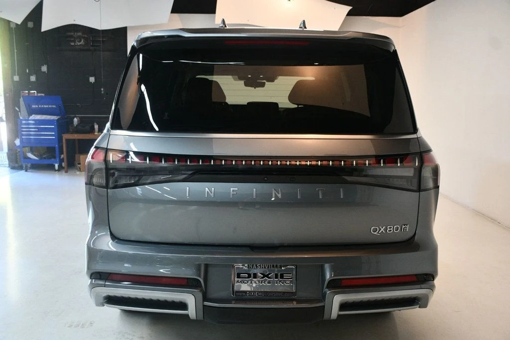2025 Infiniti QX80 - Image 11 of 12