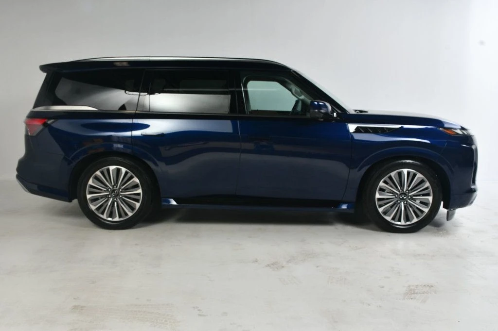 2025 Infiniti QX80 - Image 4 of 12