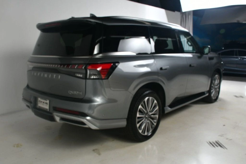 2025 Infiniti QX80 - Image 9 of 12