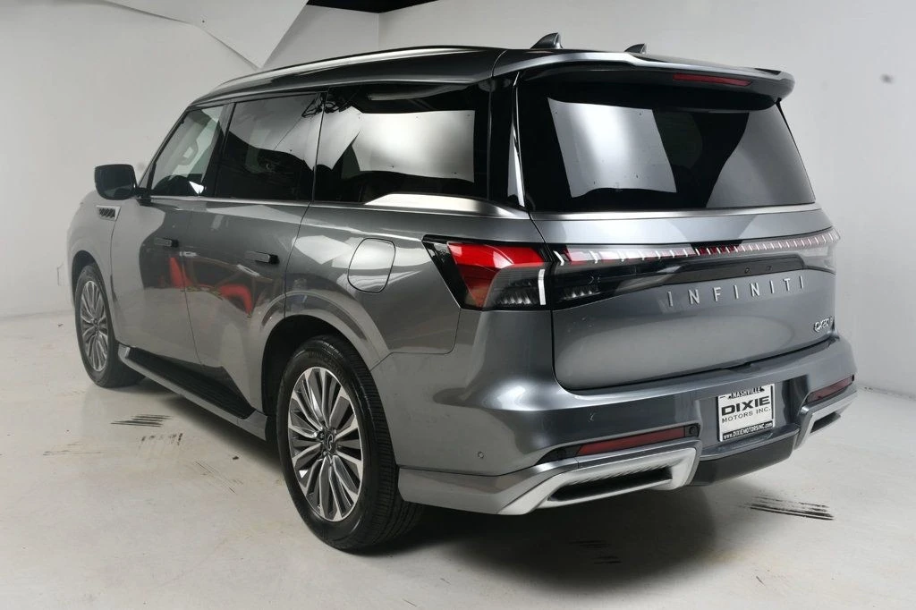 2025 Infiniti QX80 - Image 8 of 12