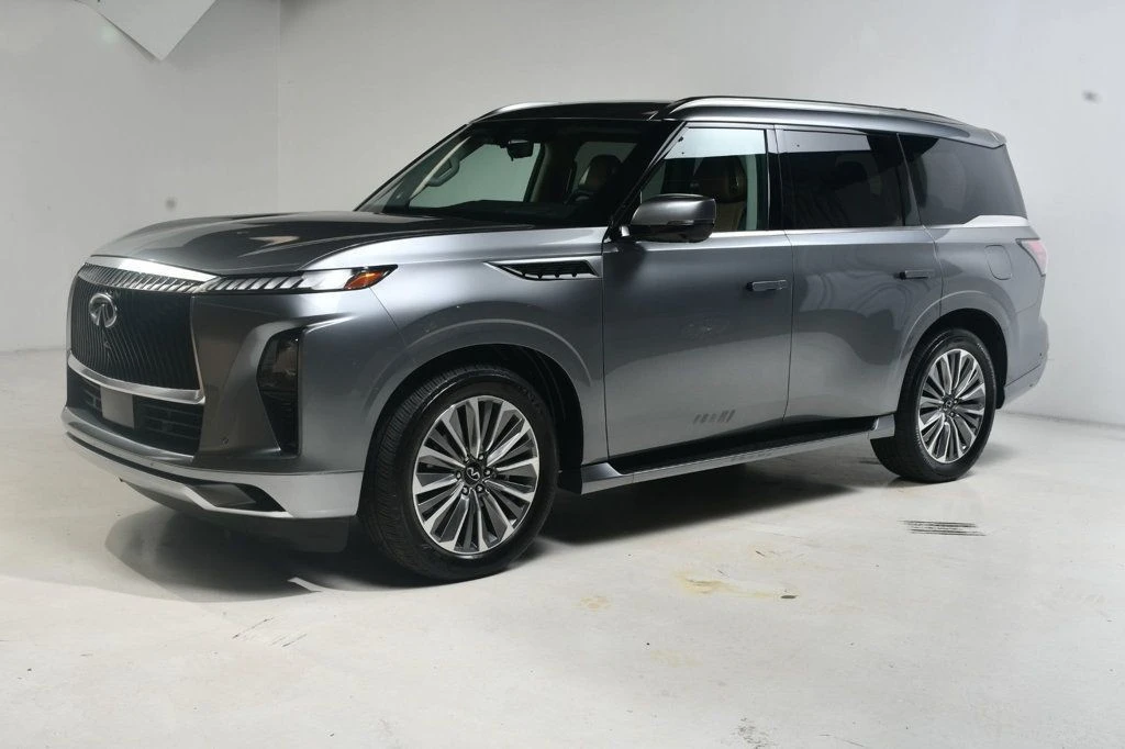 2025 Infiniti QX80 - Image 2 of 12