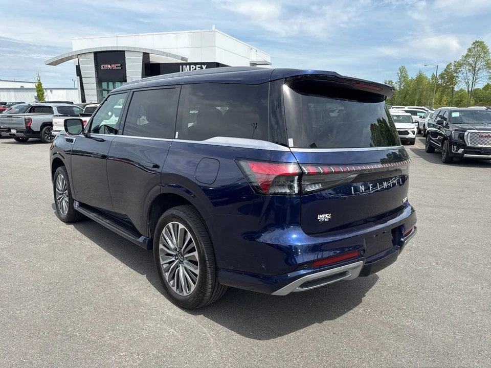 2025 Infiniti QX80 - Image 3 of 21