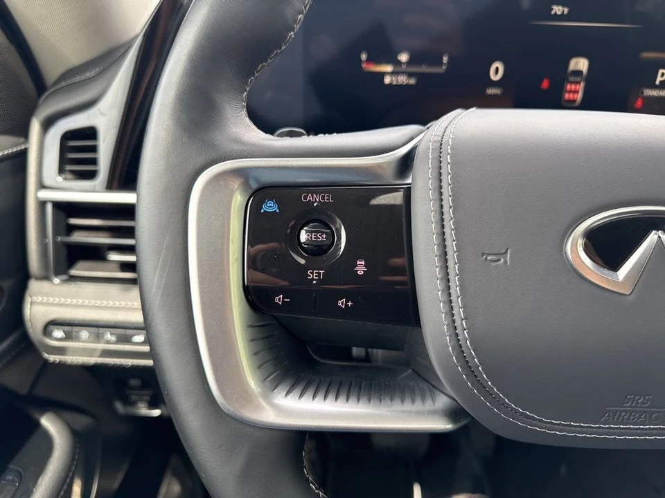 2025 Infiniti QX80 - Image 18 of 21