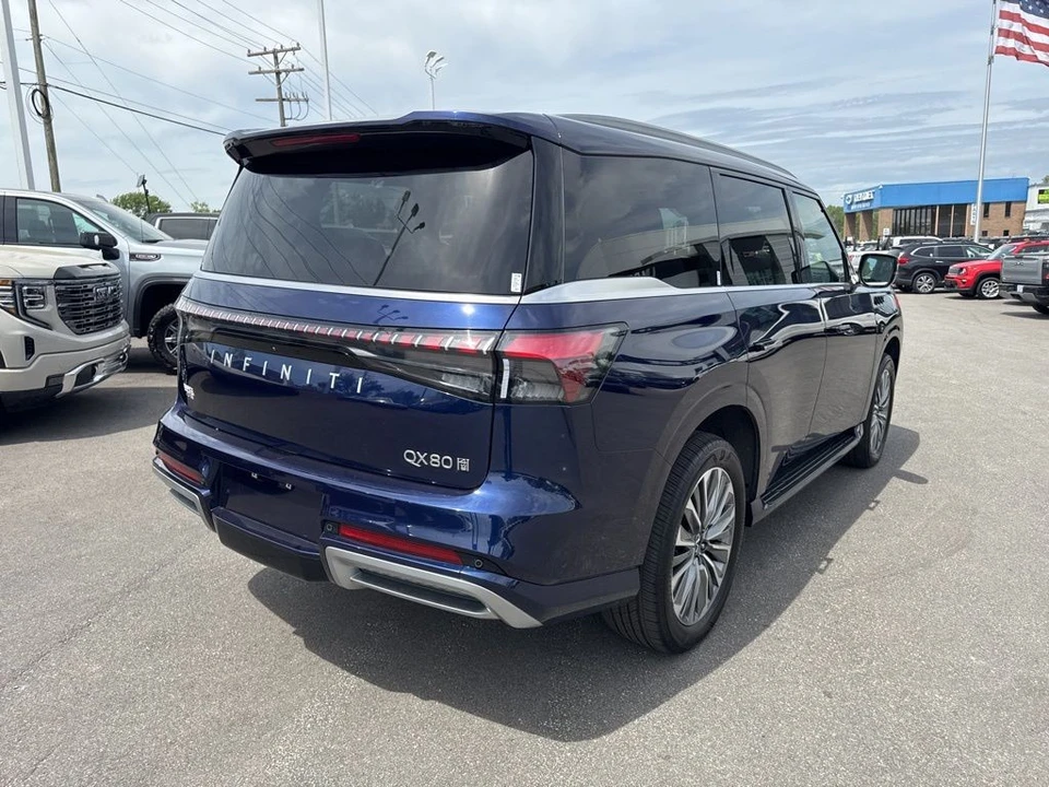 2025 Infiniti QX80 - Image 5 of 21